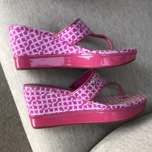 Gorgeous Coach logo platform sandals fuchsia pink/purple color leather/fabric 8 - Picture 6 of 7